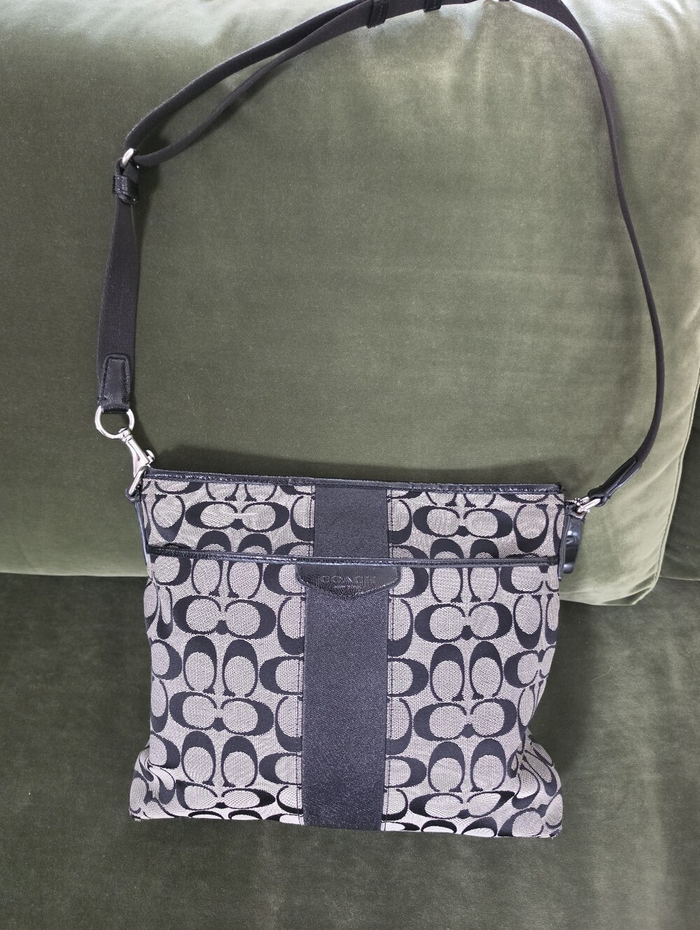 Coach Signature Crossbody Bag Black Gray Swingpack F14328